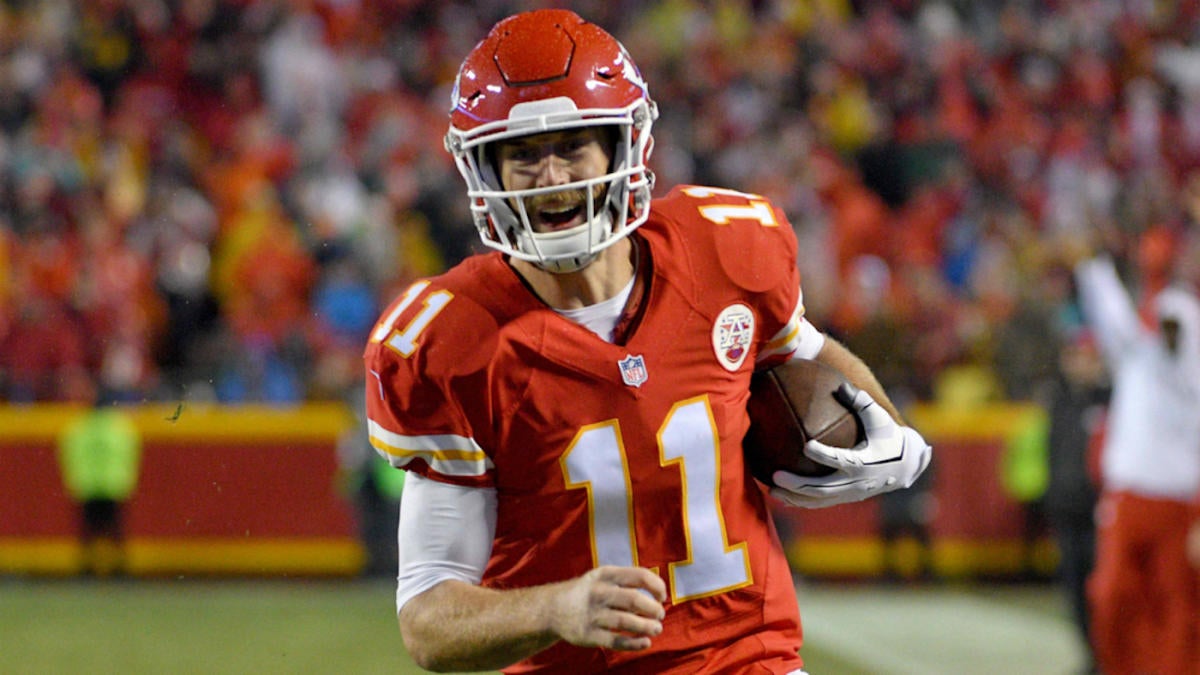 Chiefs Destroy Broncos, End Denver's Playoff Hopes: Final Score, Six ...