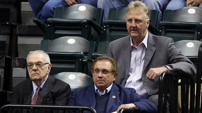 Larry Bird watches the Pacers