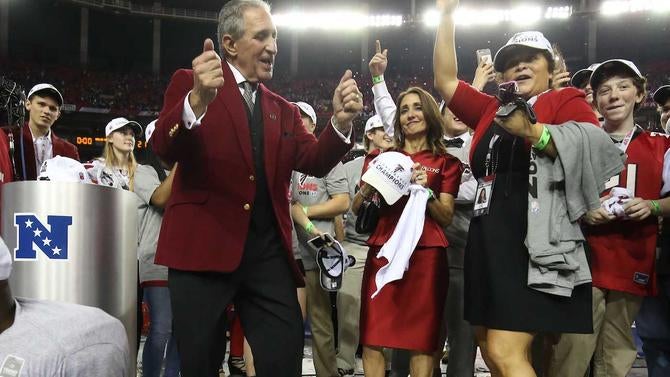 2017-super-bowl-arthur-blank-dancing-video-falcons-postgame.jpg