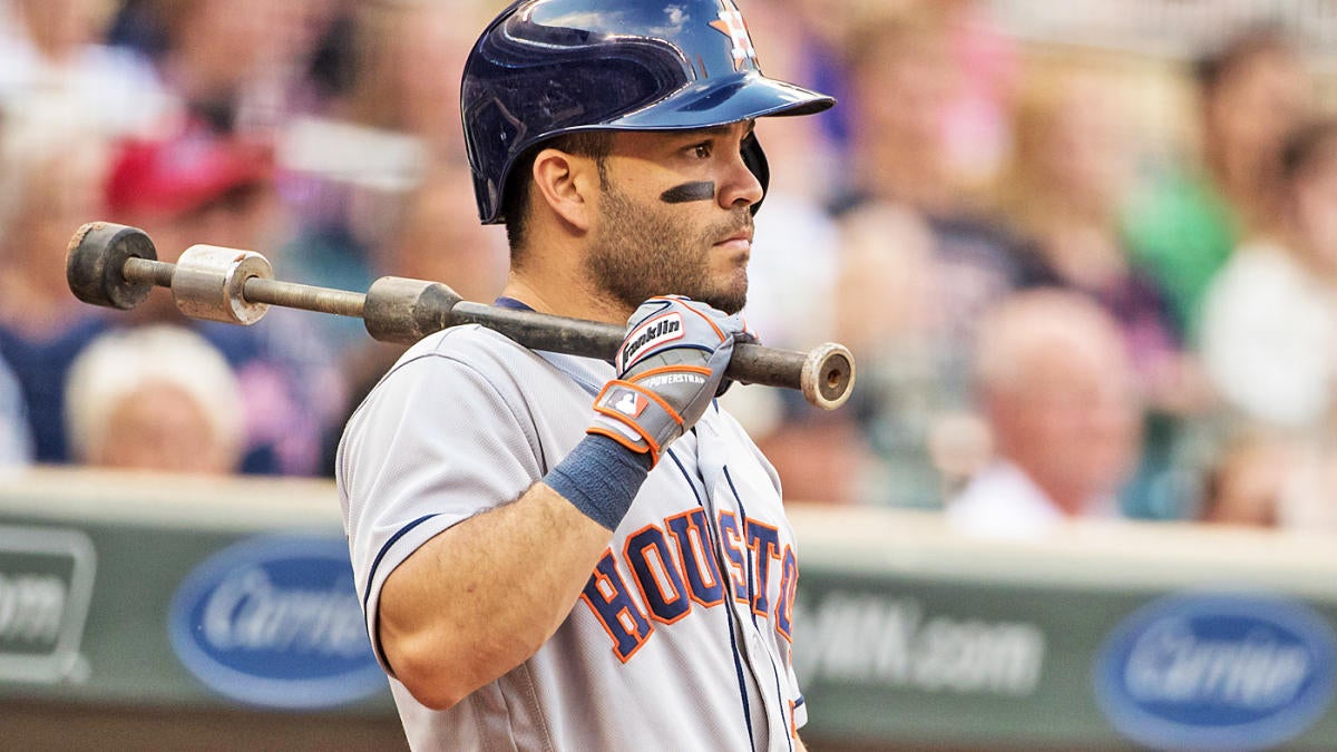 Altuve reaches 200-hits mark