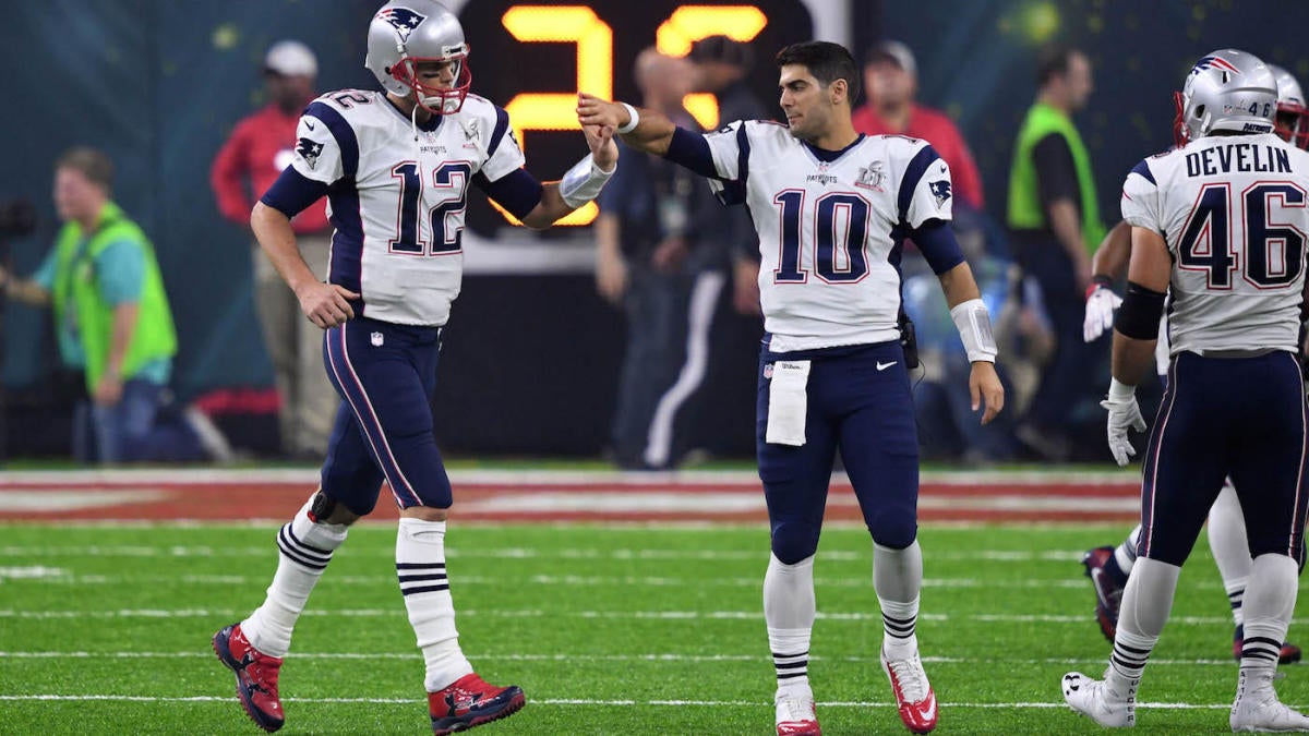 Julian Edelman Jimmy Garoppolo Is A Stud Has The Confidence Of Favre Rodgers CBSSports Com