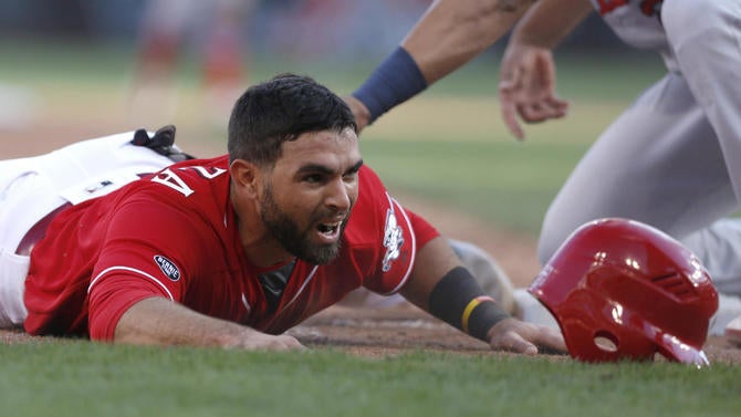 jose-peraza-reds.jpg