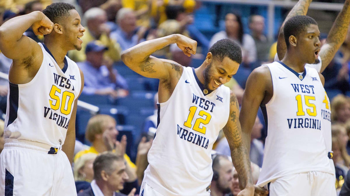 College basketball Top 25 expert picks, odds, lines, top Saturday