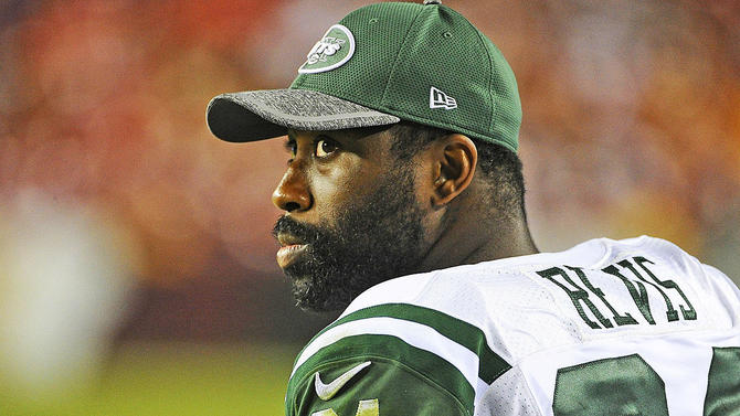 darrelle-revis-agent-05-20-16.jpg