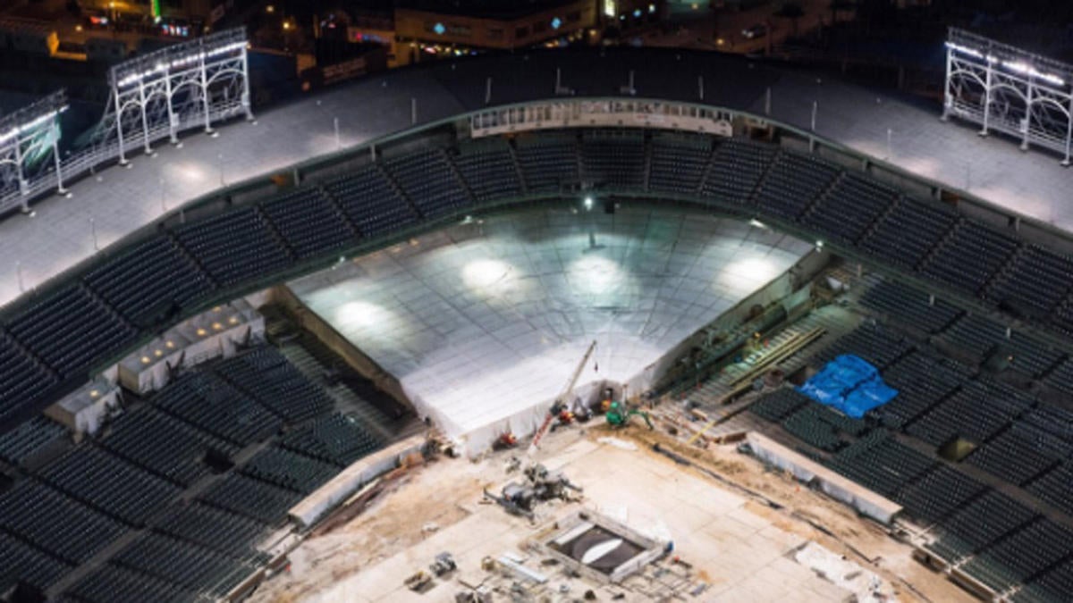 LOOK Wrigley Field Renovations Still Ongoing With Start Of Season   Wrigley 2017 