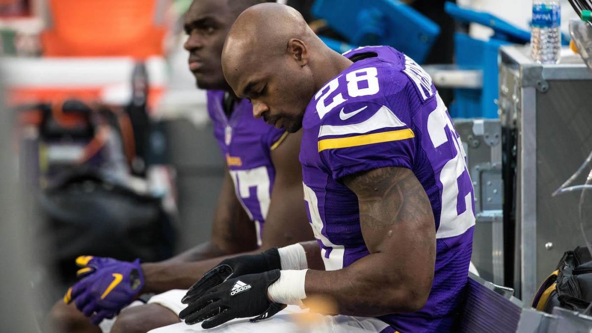 Hall of famer Cris Carter says Adrian Peterson reached 'expiration