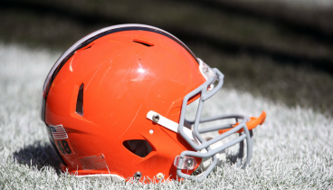 browns-helmet-uniform-redesign-03-28-17.png