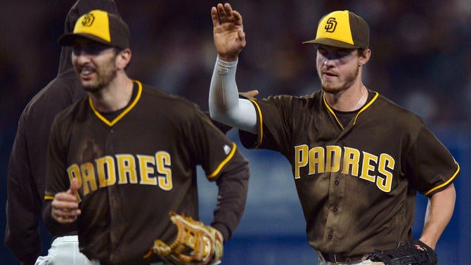 padres.jpg