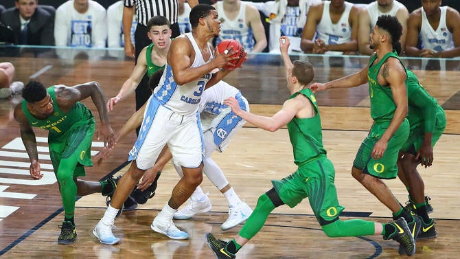 usatsi-9986911-kennedy-meeks-unc-rebound-final-four.jpg