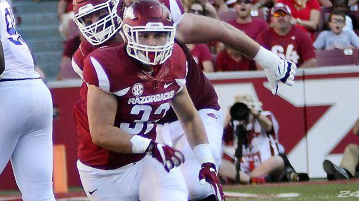 Football Camps Are Way To Get An Offer To The Razorbacks