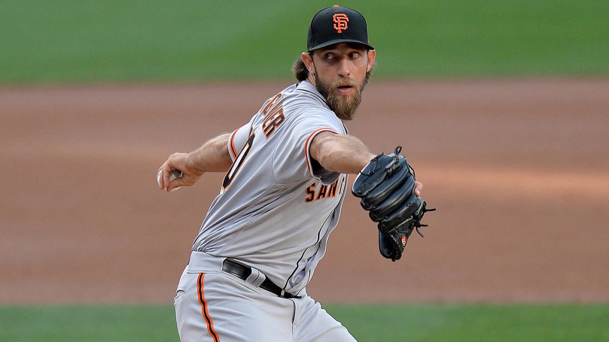 Madison Bumgarner injures left shoulder in dirt bike accident, placed on DL