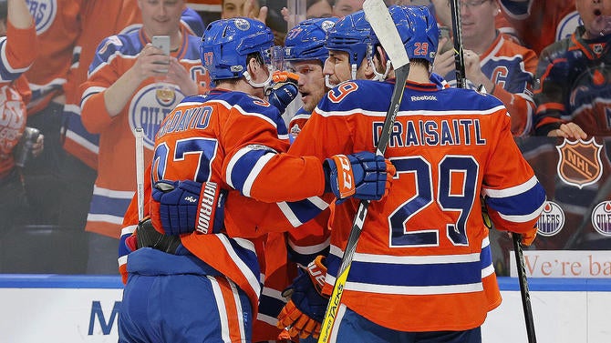 usatsi-10009449-oilers-goal.jpg