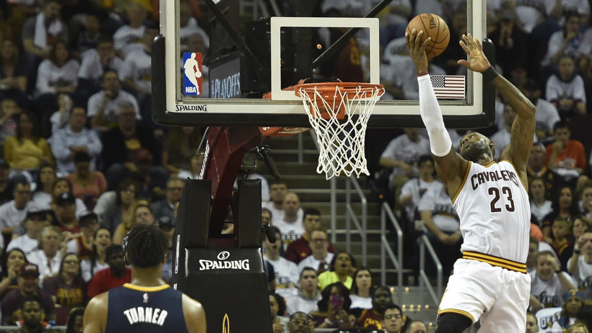 Look Even At 32 Cavs Lebron James Proves He Can Still Jump Very High