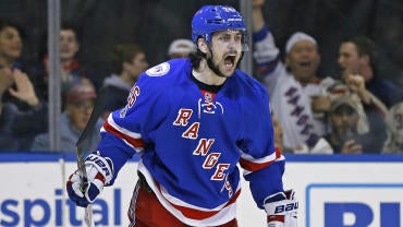 Mats-zuccarello-rangers-goal.jpg