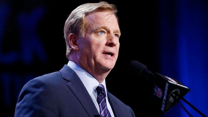 2017-nfl-mock-draft-trades-rumors-first-round.jpg
