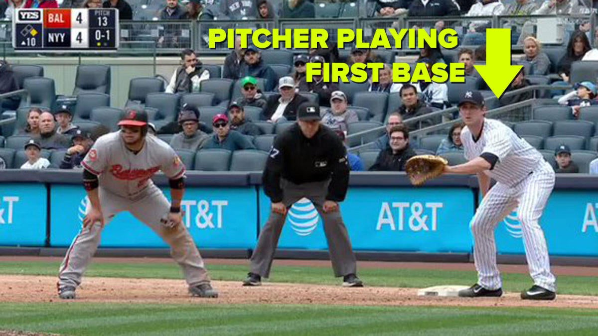 LOOK: The Yankees decided to put a pitcher at first base and it failed ...
