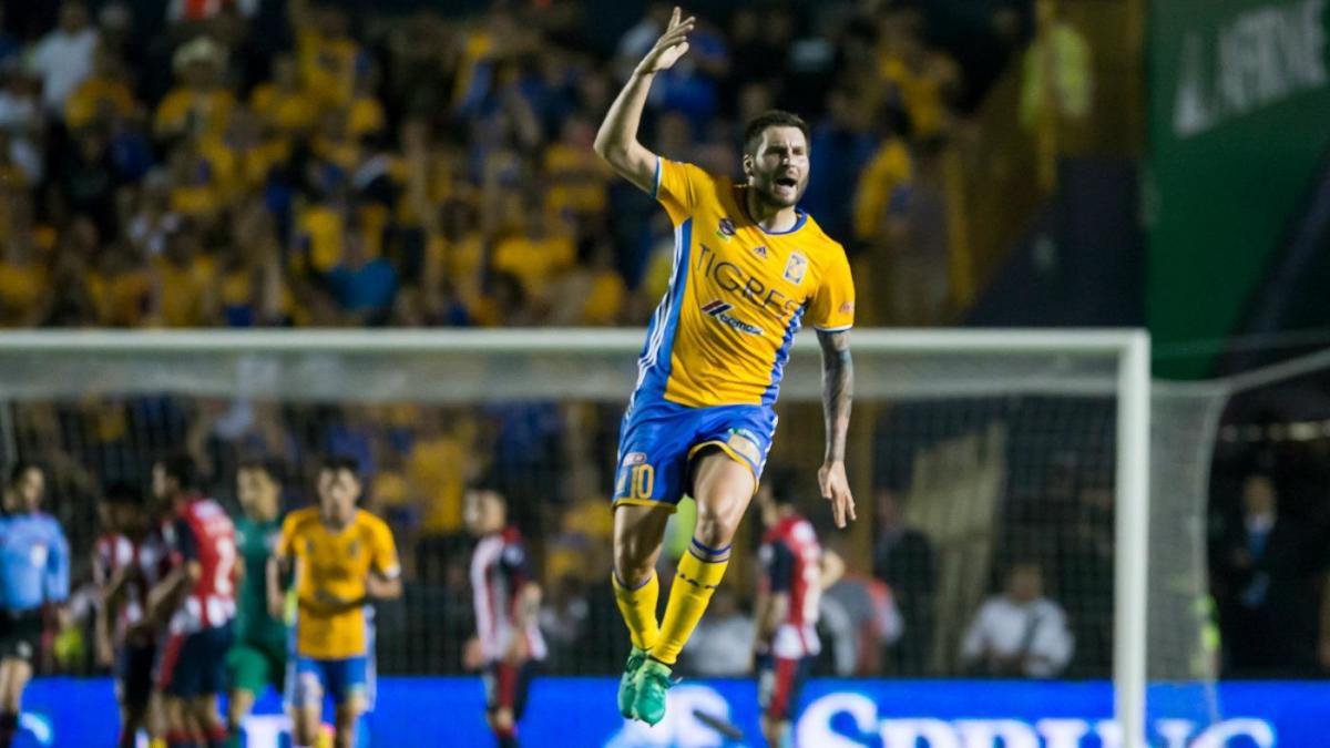 Gignac rejects Valencia ham, Choupo-Moting's missed email, Prandelli leaves Viola, more stories from the week