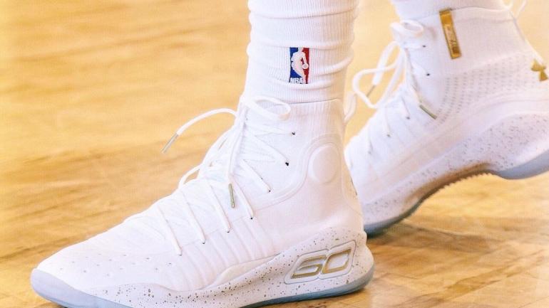 LOOK: Warriors' Stephen Curry debuts new Curry 4 shoes for ...