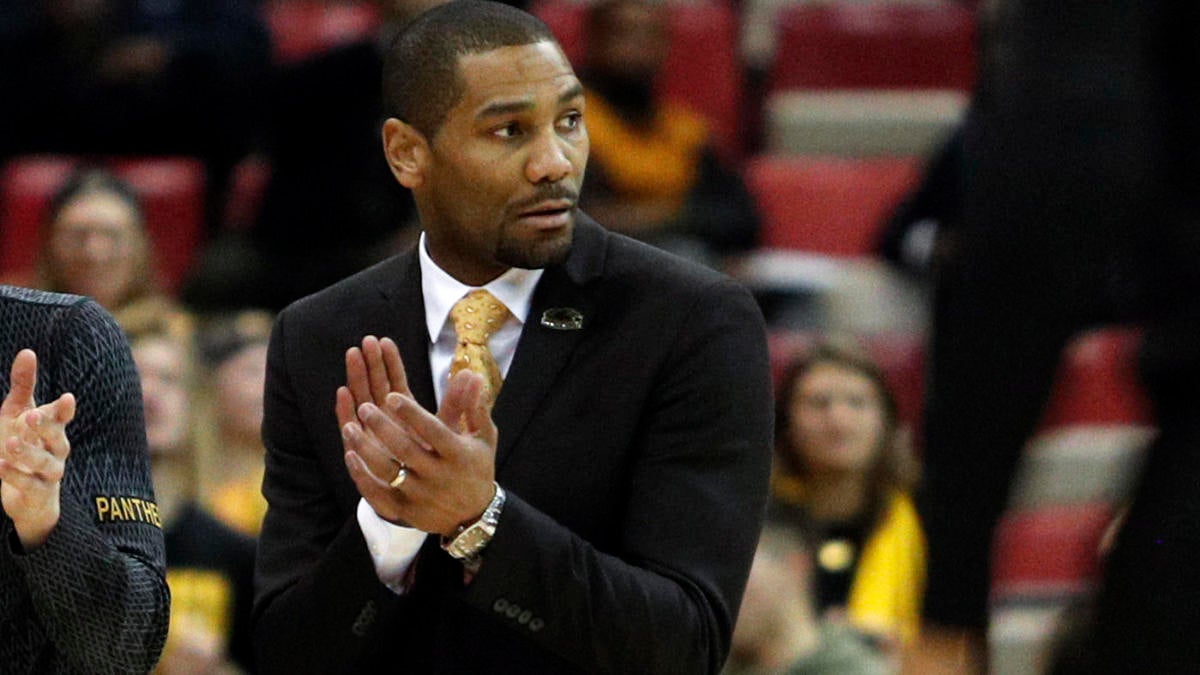 LaVall Jordan faces challenge in matching Chris Holtmann's tenure at ...