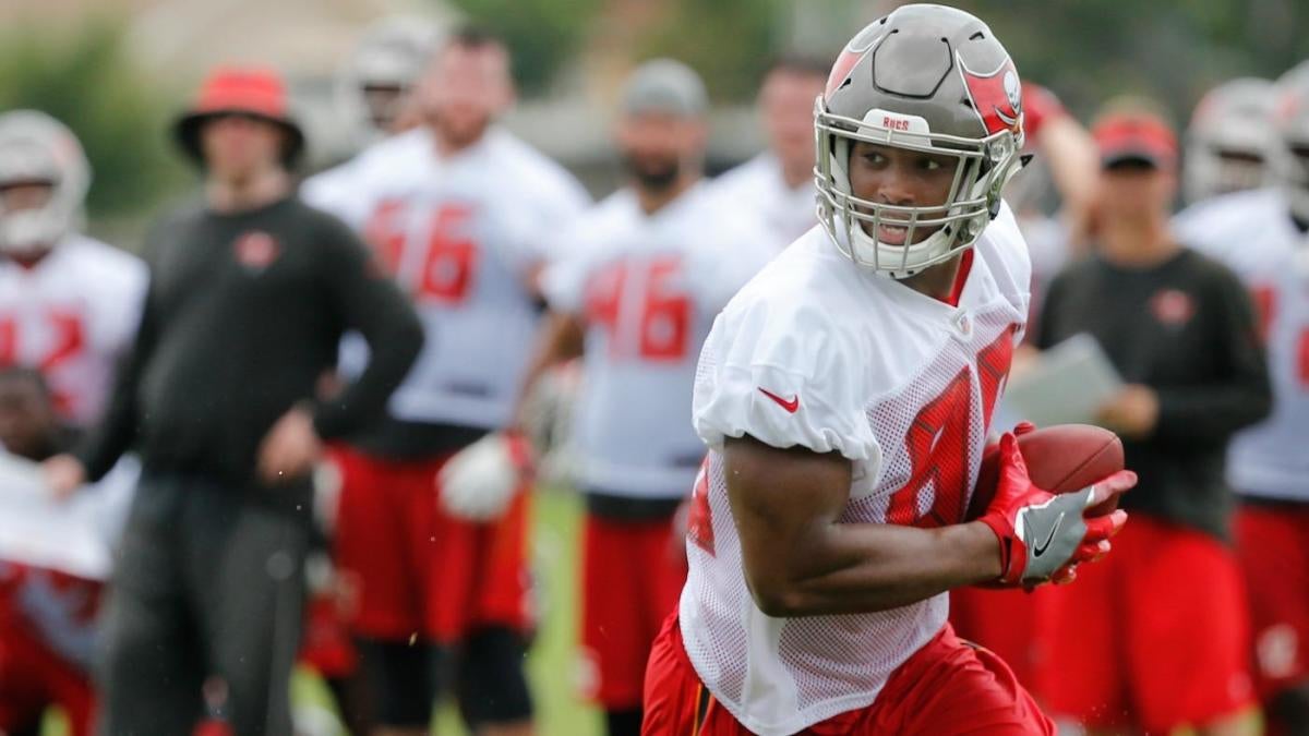 Buccaneers tight end O.J. Howard wants the team to change its jerseys