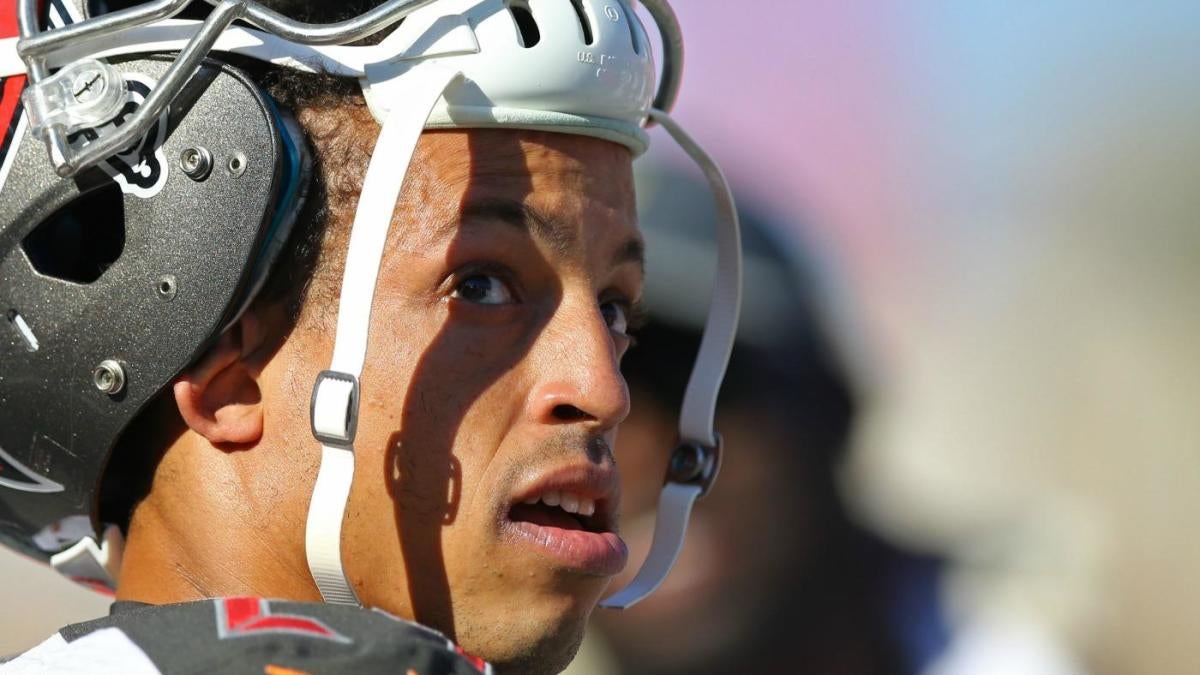 Buccaneers' Brent Grimes considered retiring to pursue an NBA