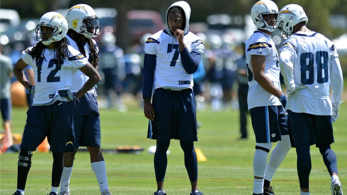 Chargers rookie Mike Williams still hopeful after knee, back injuries –  Daily News