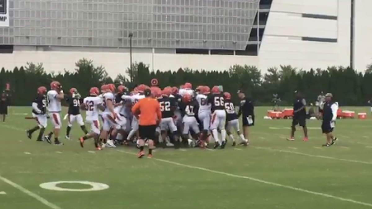 Vontaze Burfict dives at Gio Bernard's knees, sparking practice fight