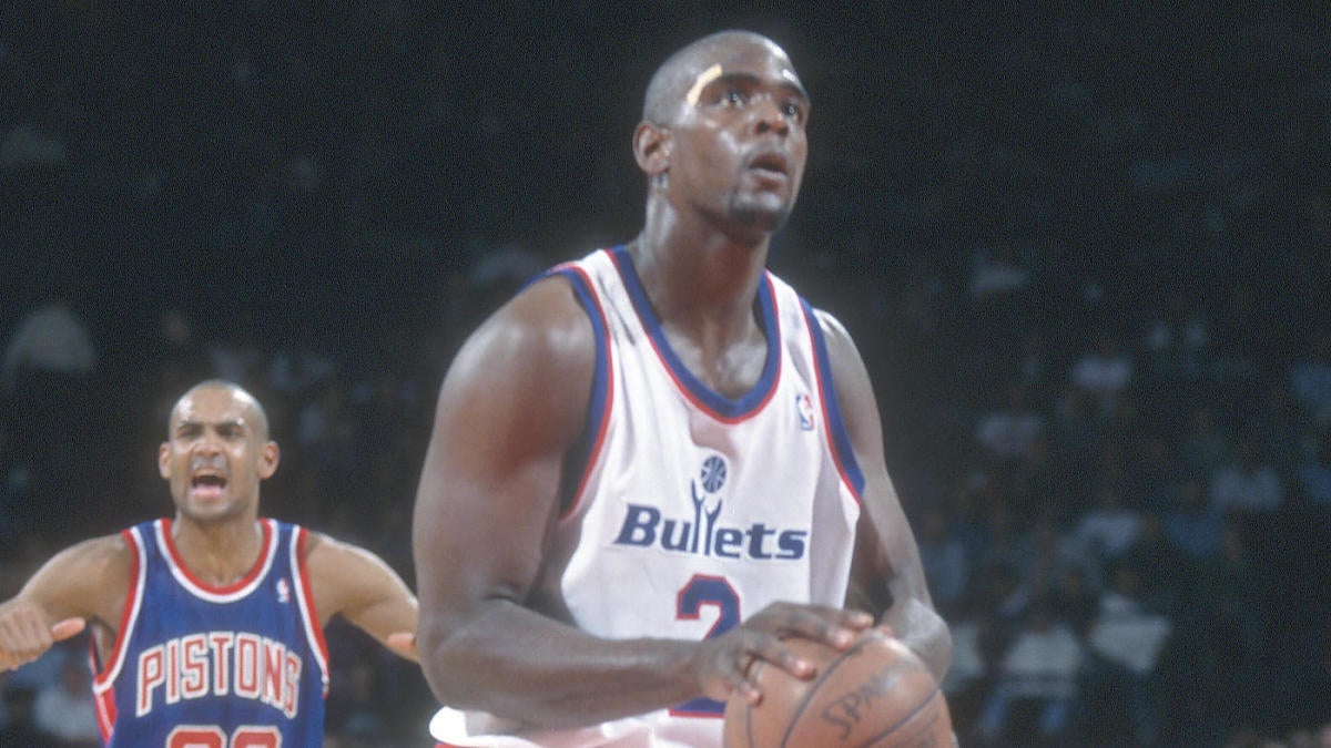 Kevin Garnett describes his wake up call in the NBA when going up against Chris  Webber - Basketball Network - Your daily dose of basketball