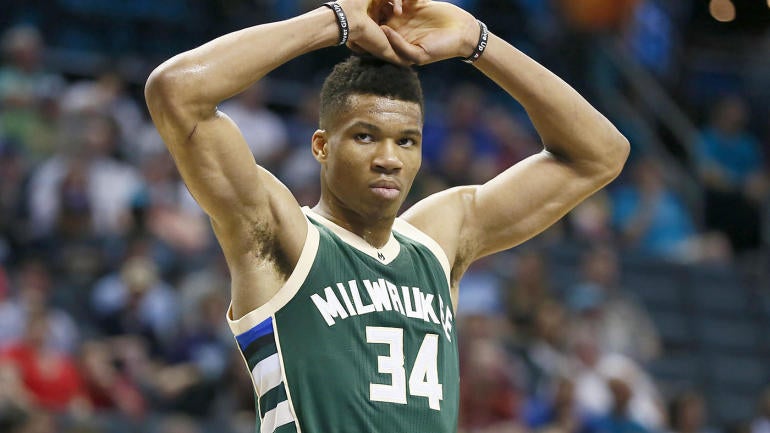 Injured Giannis Antetokounmpo to sit out Eurobasket 2017; Greece team rips Bucks