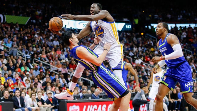 draymond-green-charge.jpg