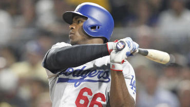 usatsi-10232893-yasiel-puig-dodgers.jpg