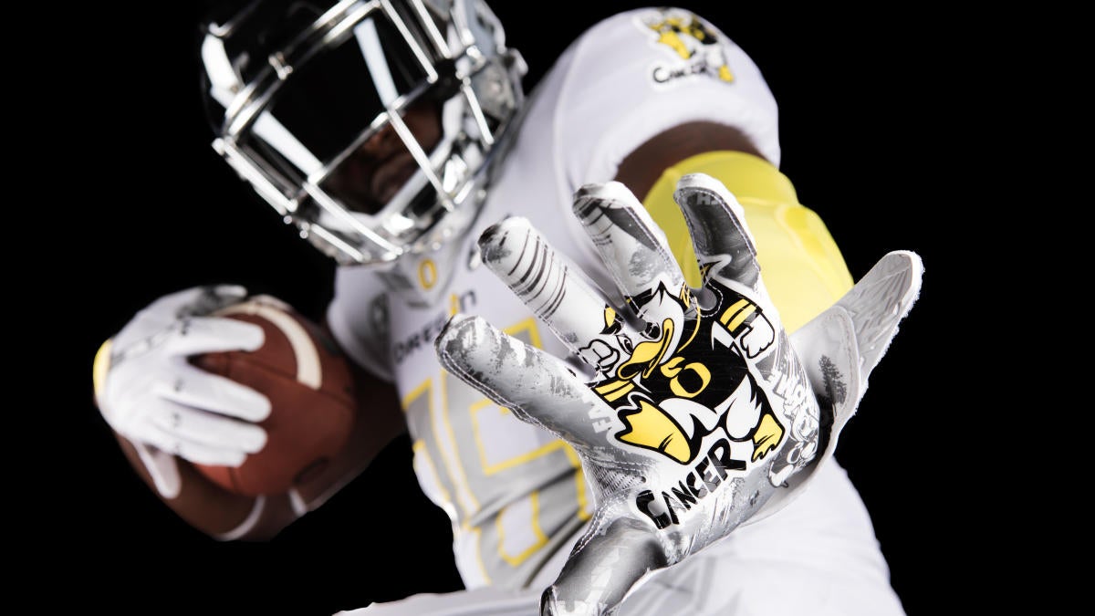 Oregon's newest creative football uniforms make the players look