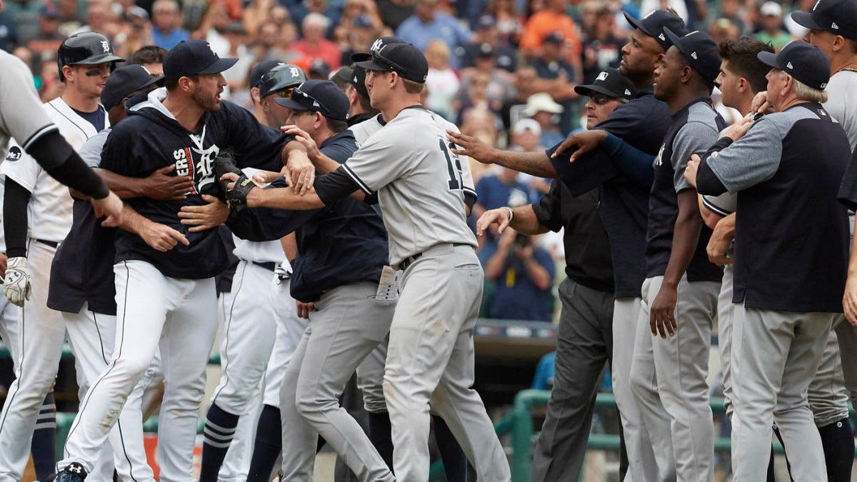 Photos: Yankees and Tigers afternoon brawl in Detroit