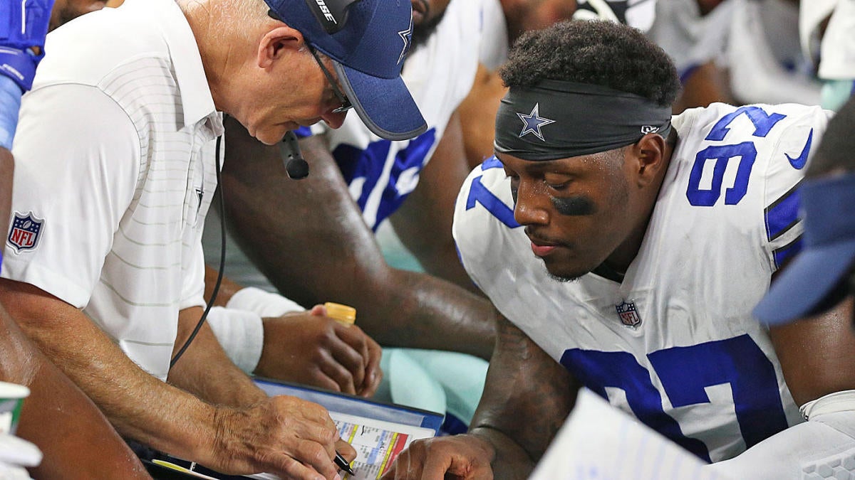 Taco Charlton serving up sacks for the Cowboys, other M alumni updates -  Maize n Brew