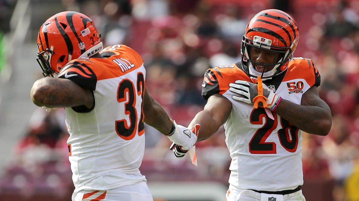 NFL on ESPN - Cincinnati Bengals RB Joe Mixon has his fantasy managers on  cloud nine after his 5 TD performance 