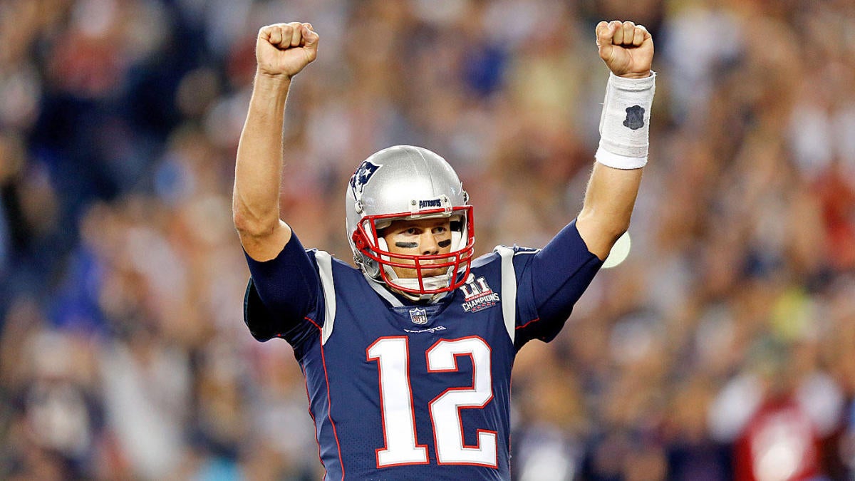 Tom Brady weighs in on concussion risks - CBS News