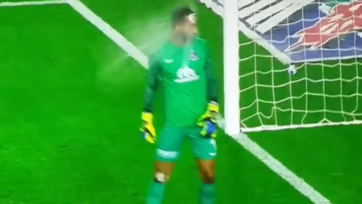 Watch Soccer Fan Drills Unsuspecting Goalkeeper In The Head With A Bottle Cbssports Com