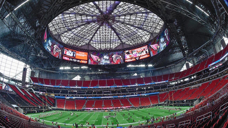 Aaron Rodgers is fired up to open Falcons' new stadium 