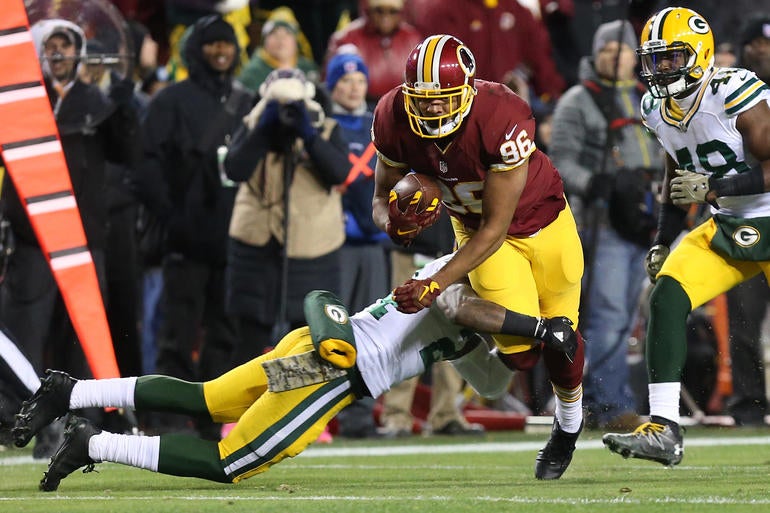 NFL: Green Bay Packers at Washington Redskins