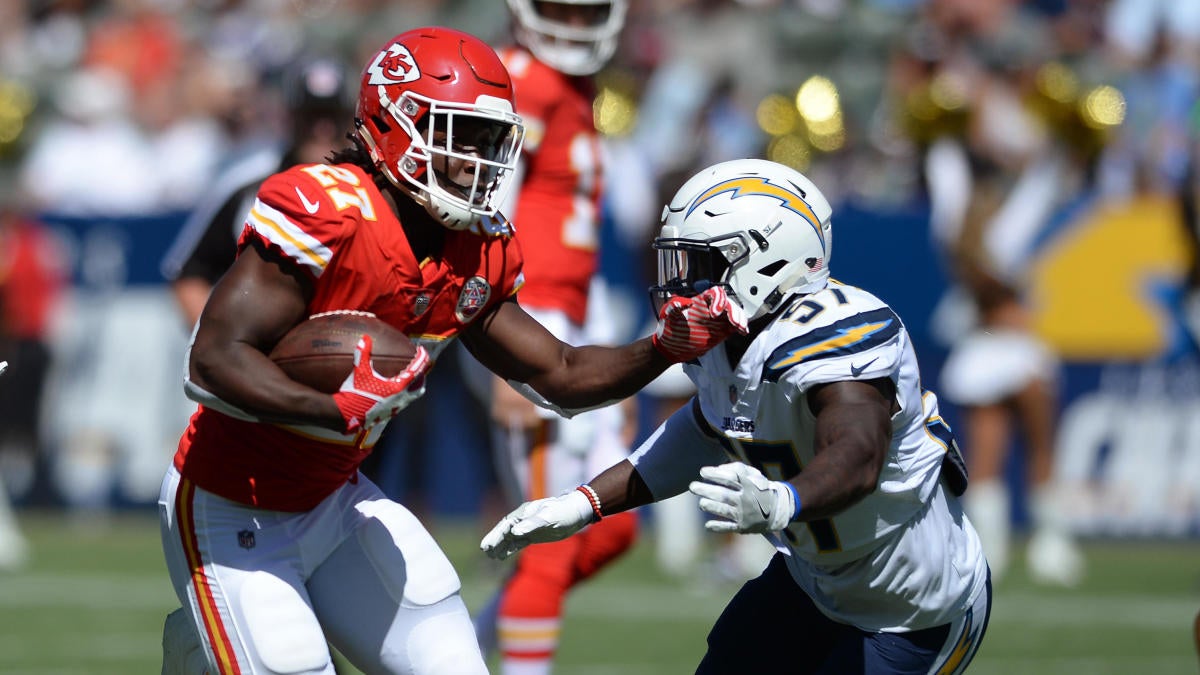 Rookie RB Kareem Hunt shines for Chiefs, again