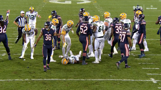 Packers' Davante Adams suffers concussion after scary hit vs. Bears