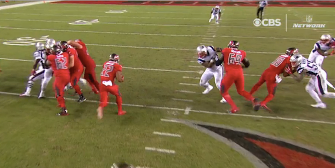 doug-martin-hole-running.png