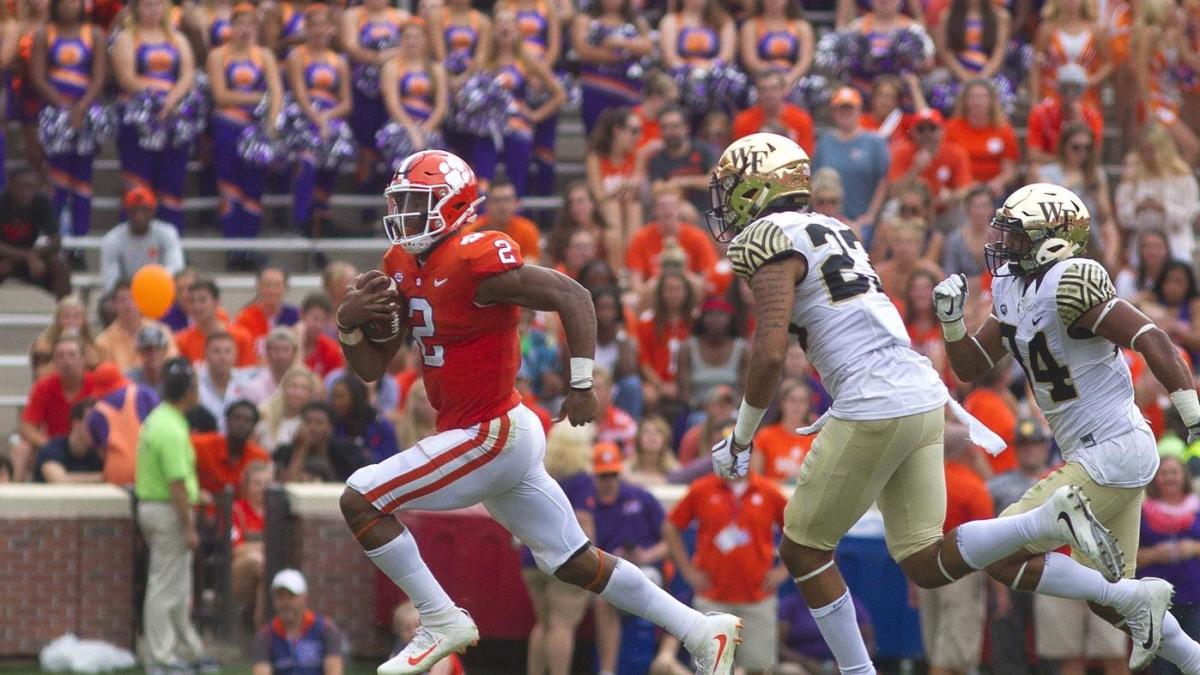 Clemson Qb Kelly Bryant Suffers Ankle Injury Vs Wake Forest