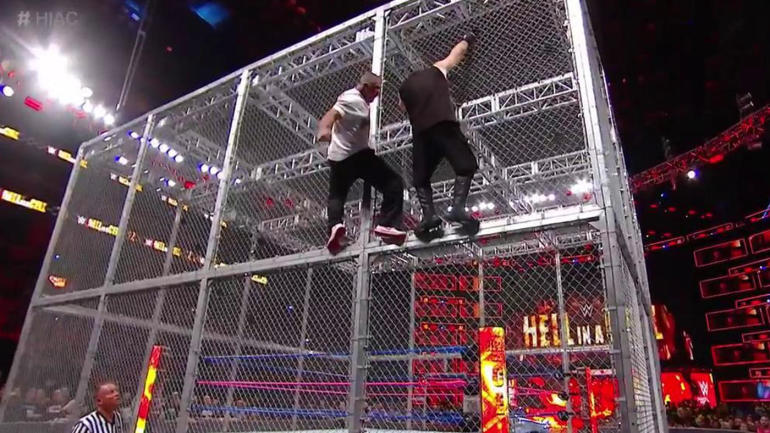2017 WWE Hell in a Cell results, recap, grades: Title changes, heel turn, savage fall