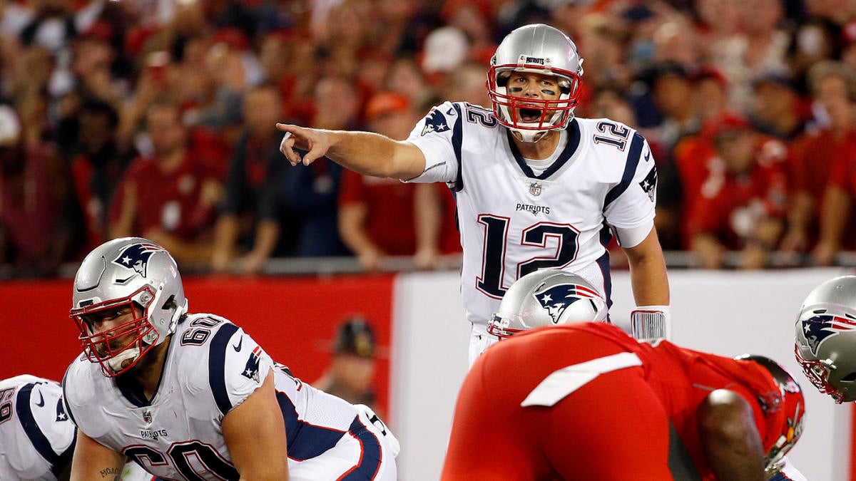 Tom Brady, Bucs players take the field at Tampa's Berkeley Prep: exclusive  photos