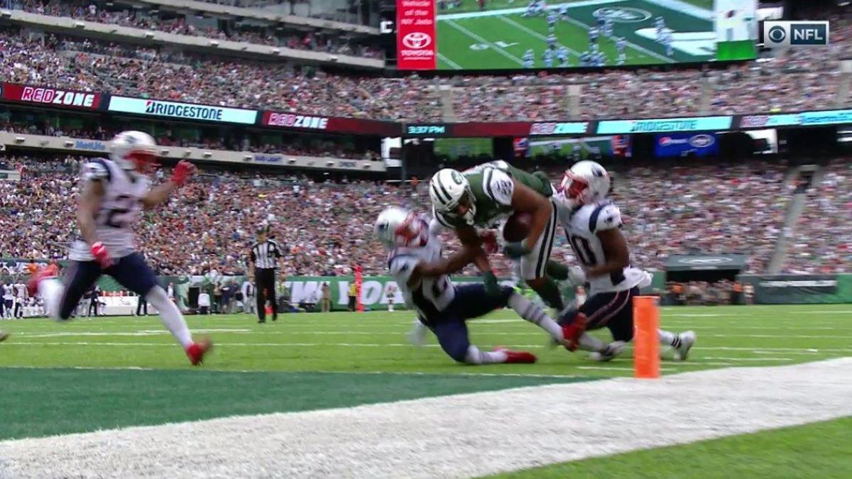 Jets lose the touchdown (and the ball) on very tight replay reversal –  Football Zebras