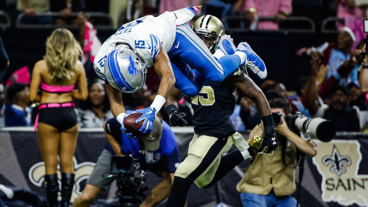 Marquette King does Shawne Merriman celebration against Chargers