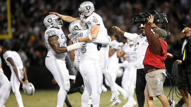 NFL: Kansas City Chiefs at Oakland Raiders