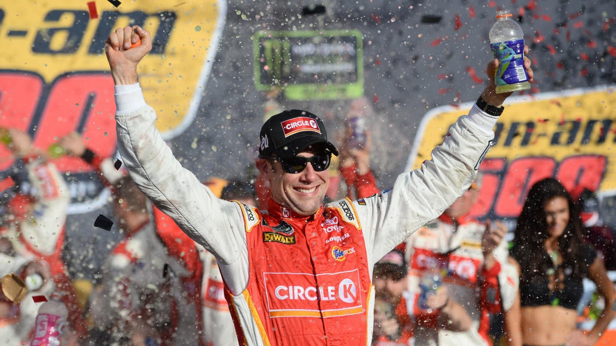 Matt Kenseth Comes Out Of Retirement Will Replace Kyle Larson At Chip Ganassi Racing Cbssports Com