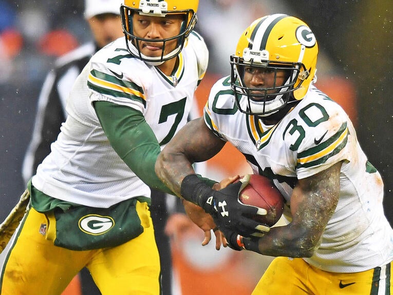 NFL: Green Bay Packers at Chicago Bears